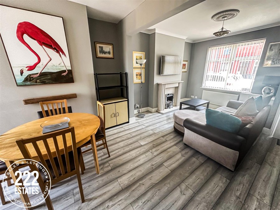 Images for Hume Street EAID:222EstatesAPI BID:1