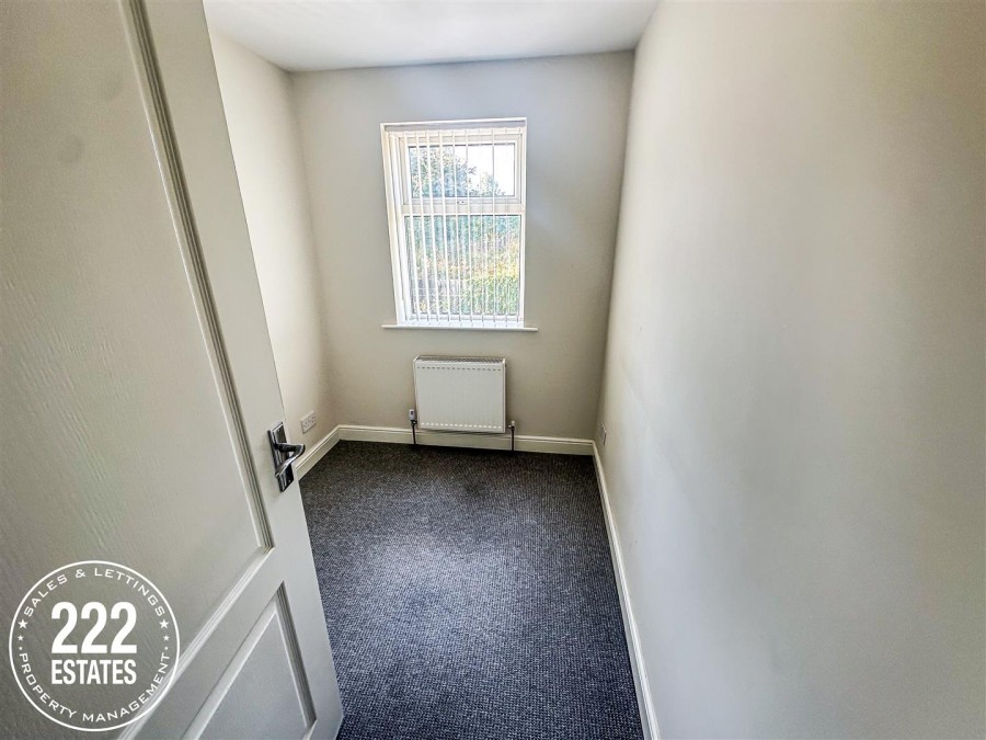 Images for Hume Street EAID:222EstatesAPI BID:1
