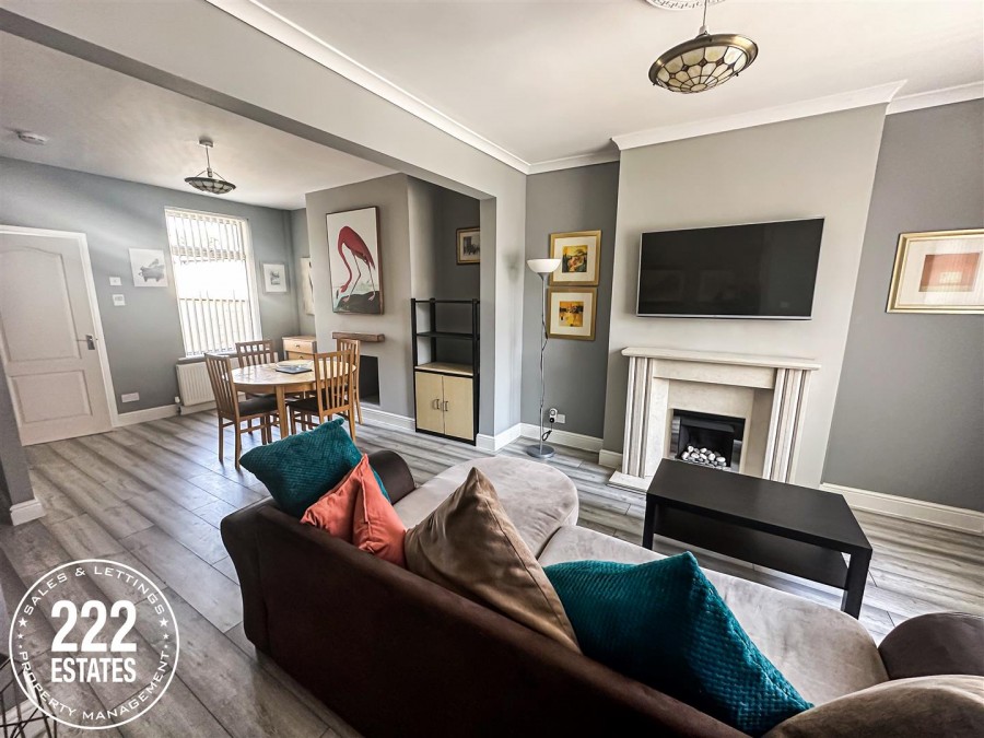 Images for Hume Street EAID:222EstatesAPI BID:1