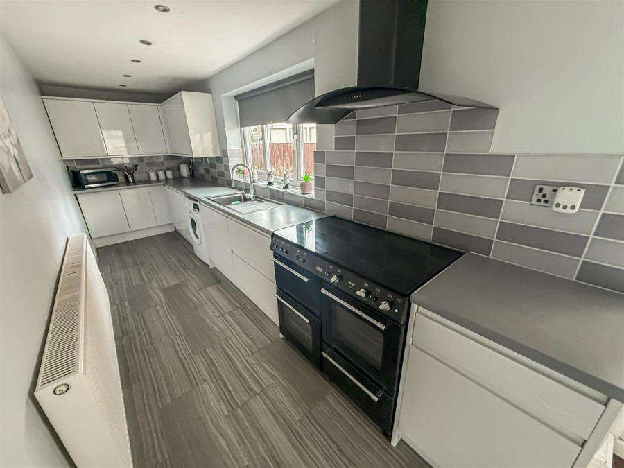 Images for Longshaw Street EAID:222EstatesAPI BID:1
