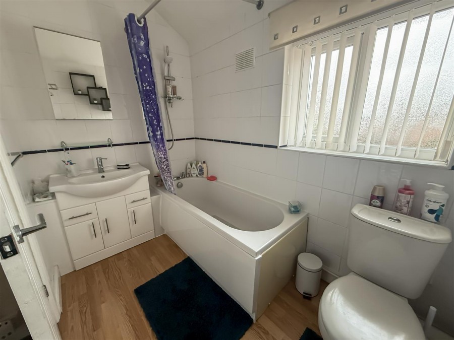 Images for Longshaw Street EAID:222EstatesAPI BID:1