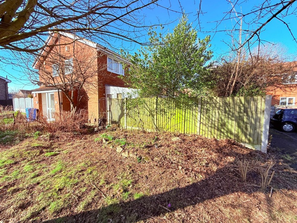 Images for Nairn Close, Fearnhead, Warrington EAID:222EstatesAPI BID:2