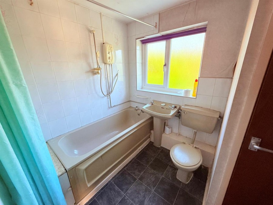 Images for Nairn Close, Fearnhead, Warrington EAID:222EstatesAPI BID:2
