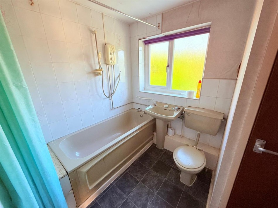 Images for Nairn Close, Fearnhead, Warrington EAID:222EstatesAPI BID:2