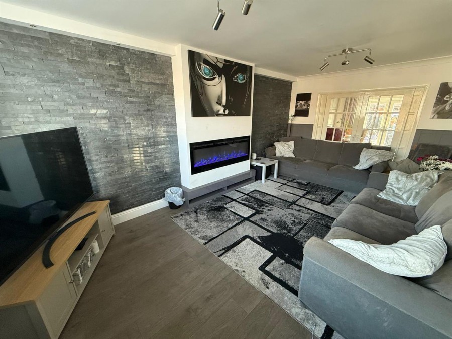 Images for Runnymede, Woolston, Warrington EAID:222EstatesAPI BID:2