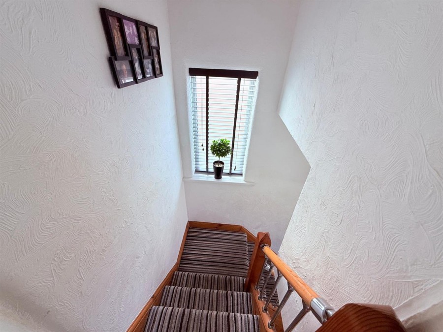 Images for Runnymede, Woolston, Warrington EAID:222EstatesAPI BID:2