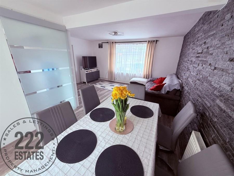 Images for Cotswold Road, Warrington EAID:222EstatesAPI BID:2