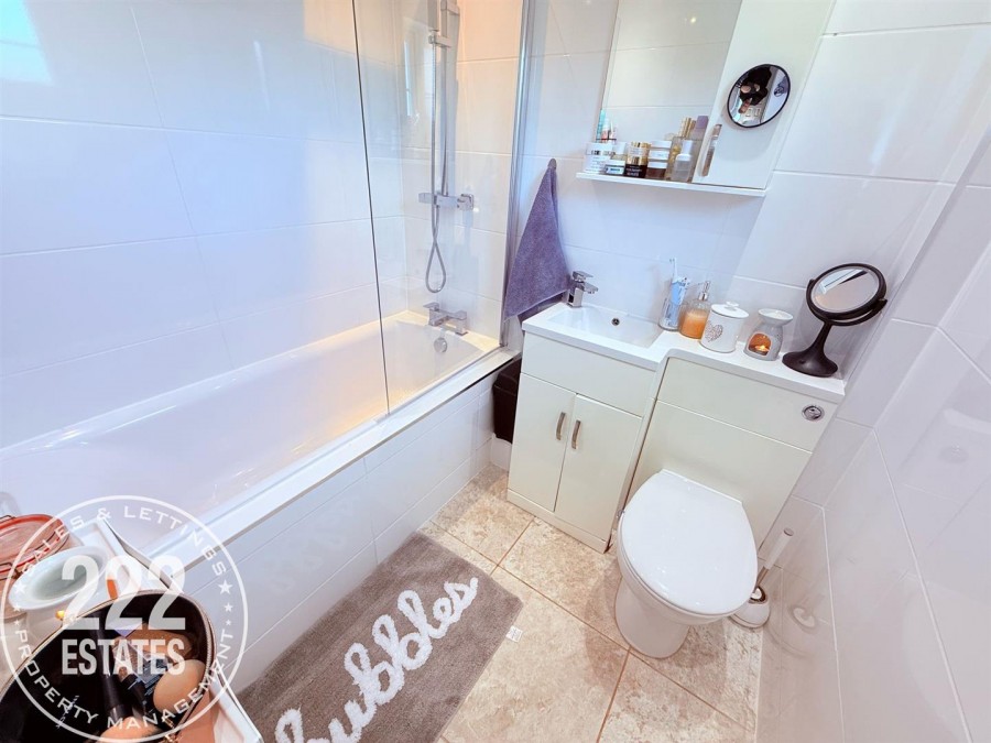 Images for Darnaway Close, Birchwood EAID:222EstatesAPI BID:2