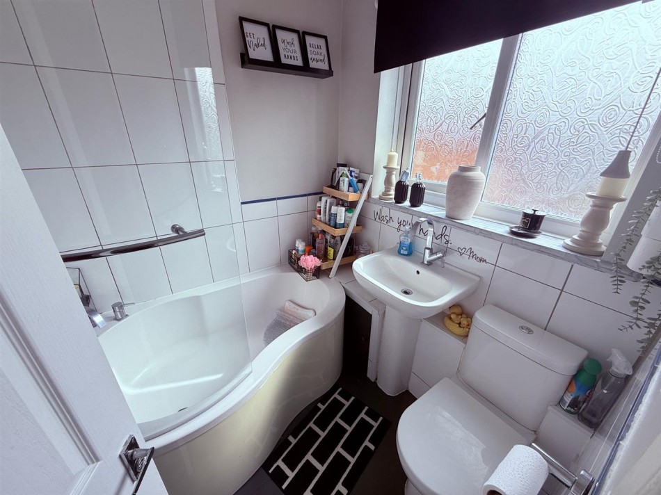 Images for Tweedsmuir Close, Fearnhead, Warrington EAID:222EstatesAPI BID:2
