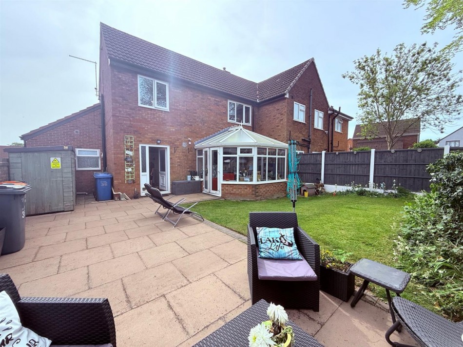 Images for Tweedsmuir Close, Fearnhead, Warrington EAID:222EstatesAPI BID:2