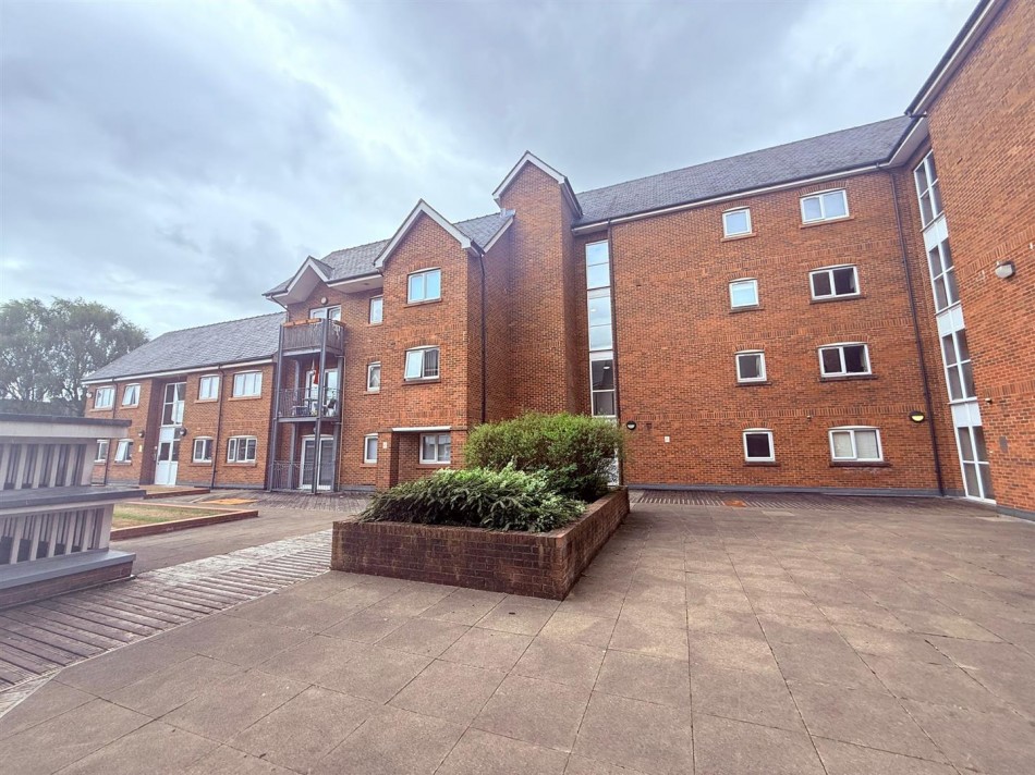 Images for Dunlop Street, Warrington EAID:222EstatesAPI BID:2