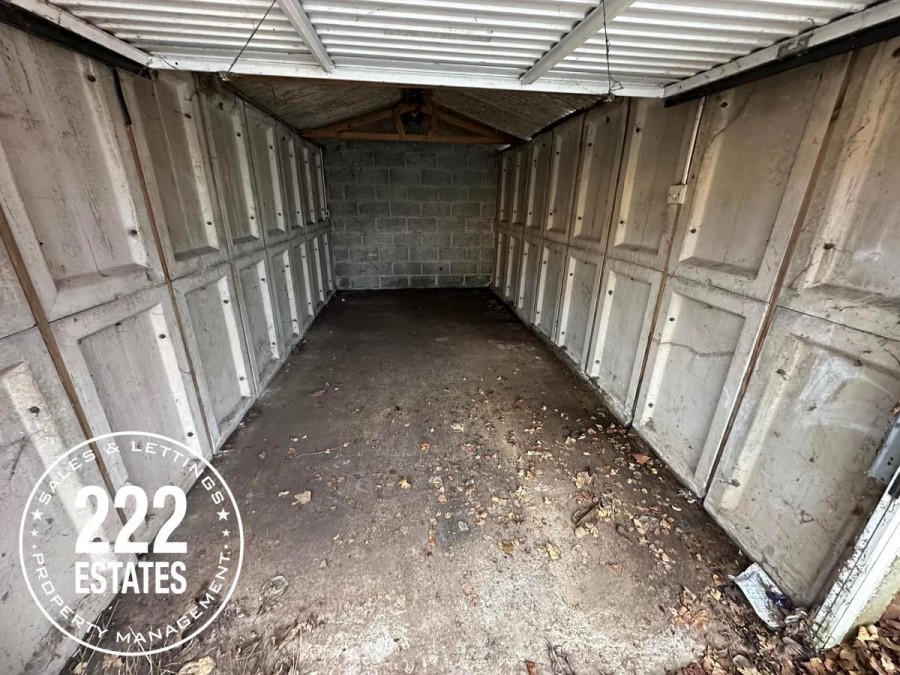 Images for Garage 45 Henshall Avenue EAID:222EstatesAPI BID:1