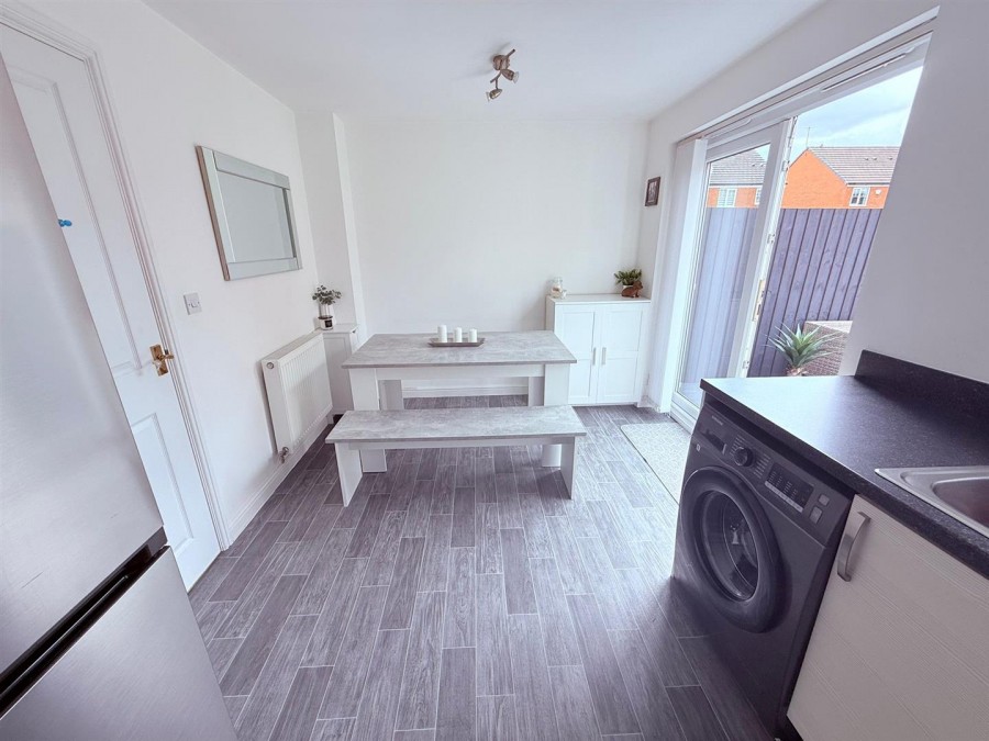 Images for Glossop Close, Warrington EAID:222EstatesAPI BID:1