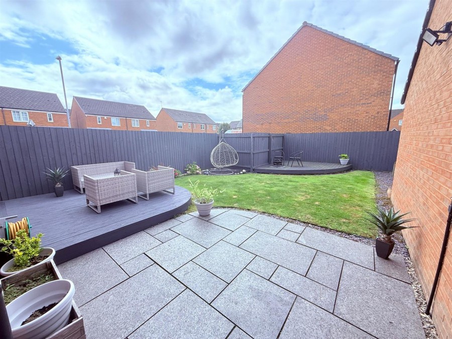 Images for Glossop Close, Warrington EAID:222EstatesAPI BID:1