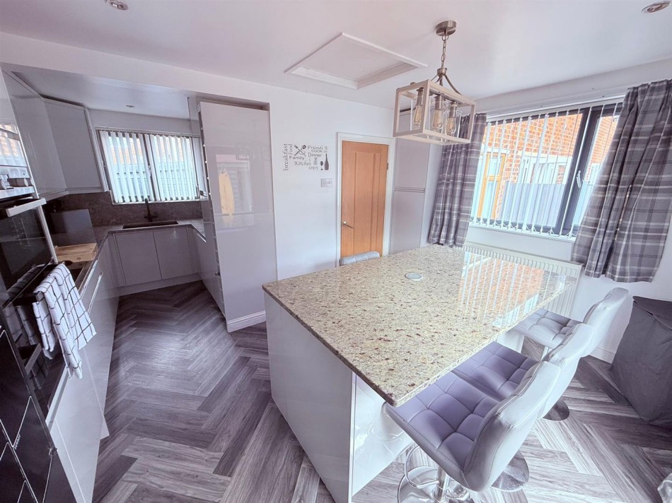 Images for Shaftesbury Way, Burtonwood, Warrington EAID:222EstatesAPI BID:2