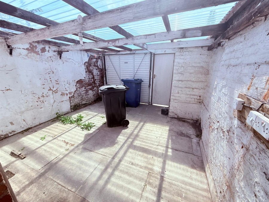 Images for Thelwall Lane, Warrington EAID:222EstatesAPI BID:2
