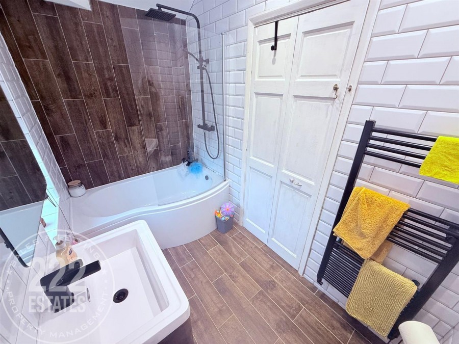 Images for Pigot Place, Warrington EAID:222EstatesAPI BID:2