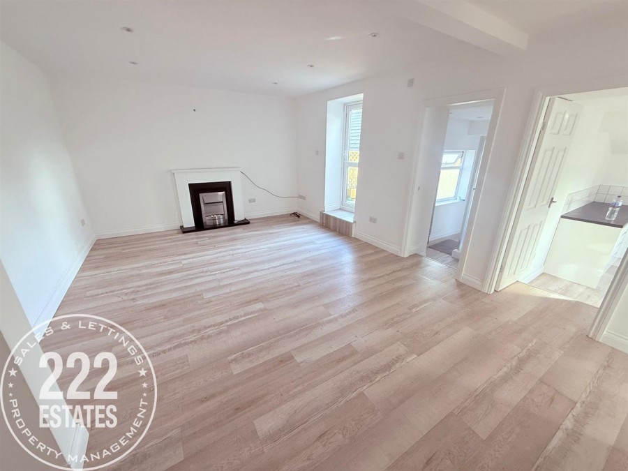 Images for Barnsfold Road, Marple, Stockport EAID:222EstatesAPI BID:2