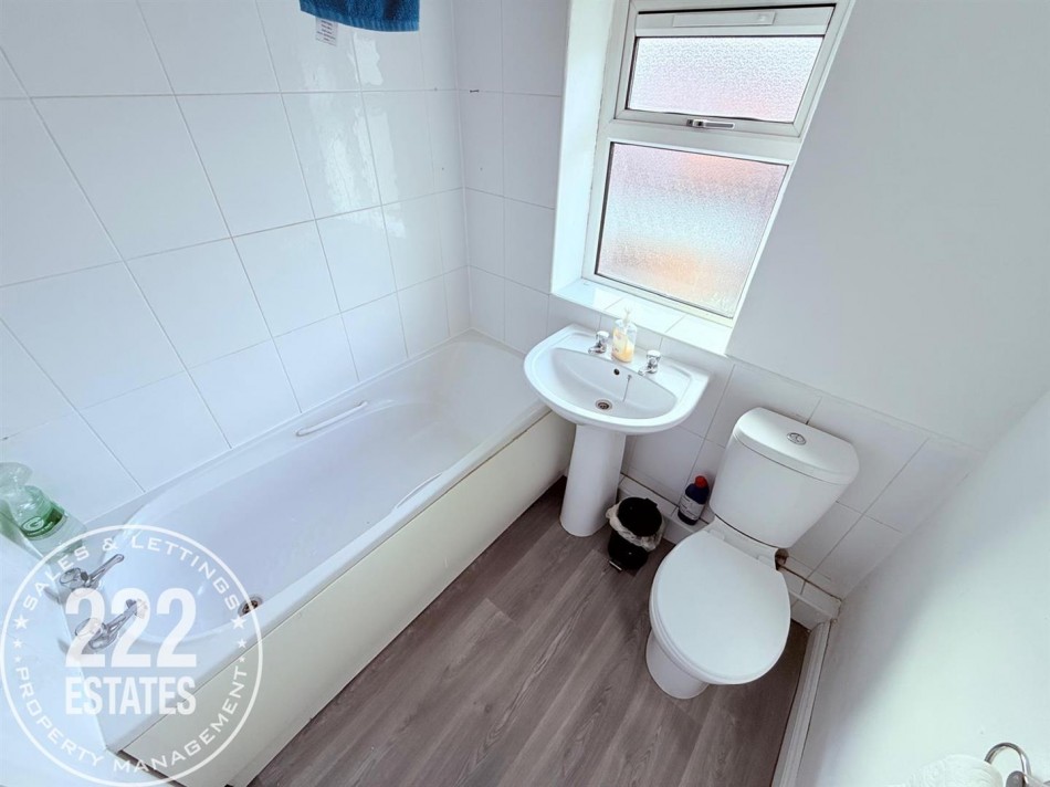 Images for Marshall Avenue EAID:222EstatesAPI BID:2