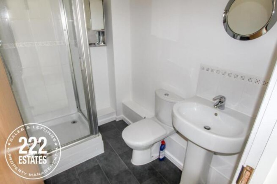 Images for Greenings Court, Carrington Park EAID:222EstatesAPI BID:2