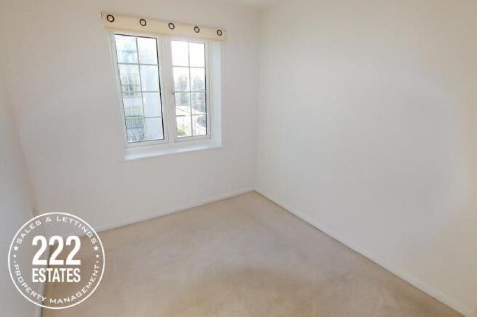 Images for Greenings Court, Carrington Park EAID:222EstatesAPI BID:2