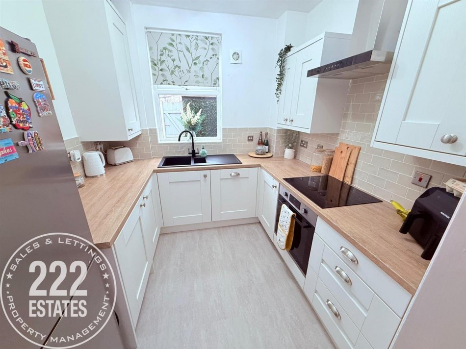 Images for Hallfields Road EAID:222EstatesAPI BID:1