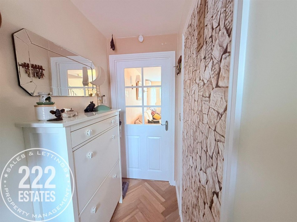 Images for Glossop Close, Warrington EAID:222EstatesAPI BID:1