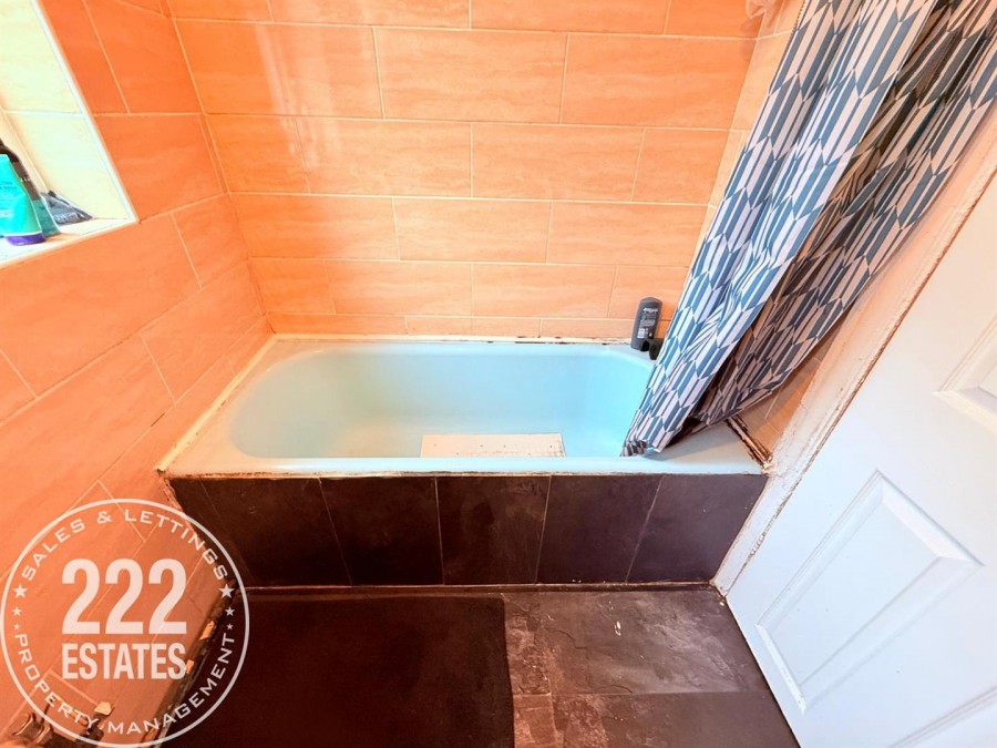 Images for Charles Street, St. Helens EAID:222EstatesAPI BID:2