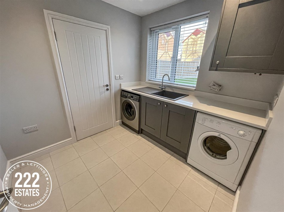 Images for Canberra Avenue EAID:222EstatesAPI BID:2